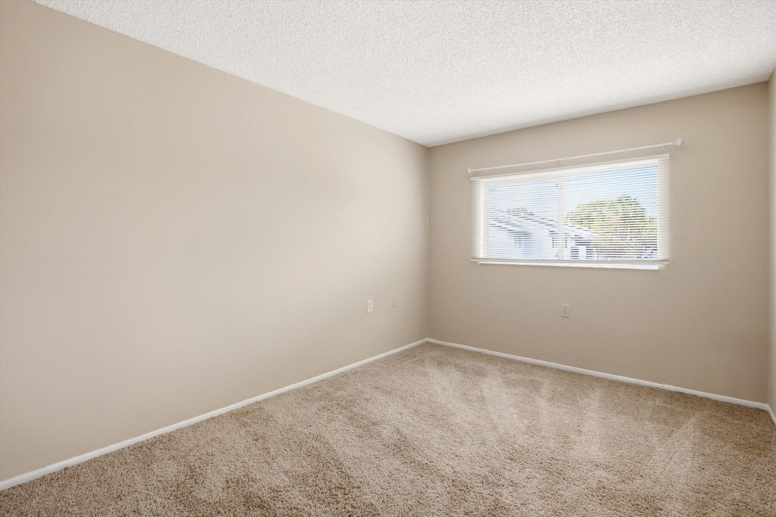 1153 Lake Victoria Drive H, West Palm Beach, FL 33411 photo 7