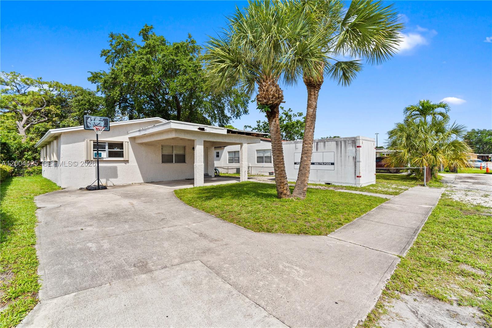 723 NW 15th Terrace, Fort Lauderdale, FL 33311, Fort Lauderdale