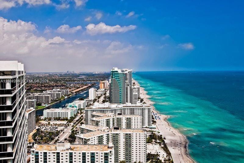 2200 E Hallandale Beach Boulevard 303, Hallandale Beach, FL 33009