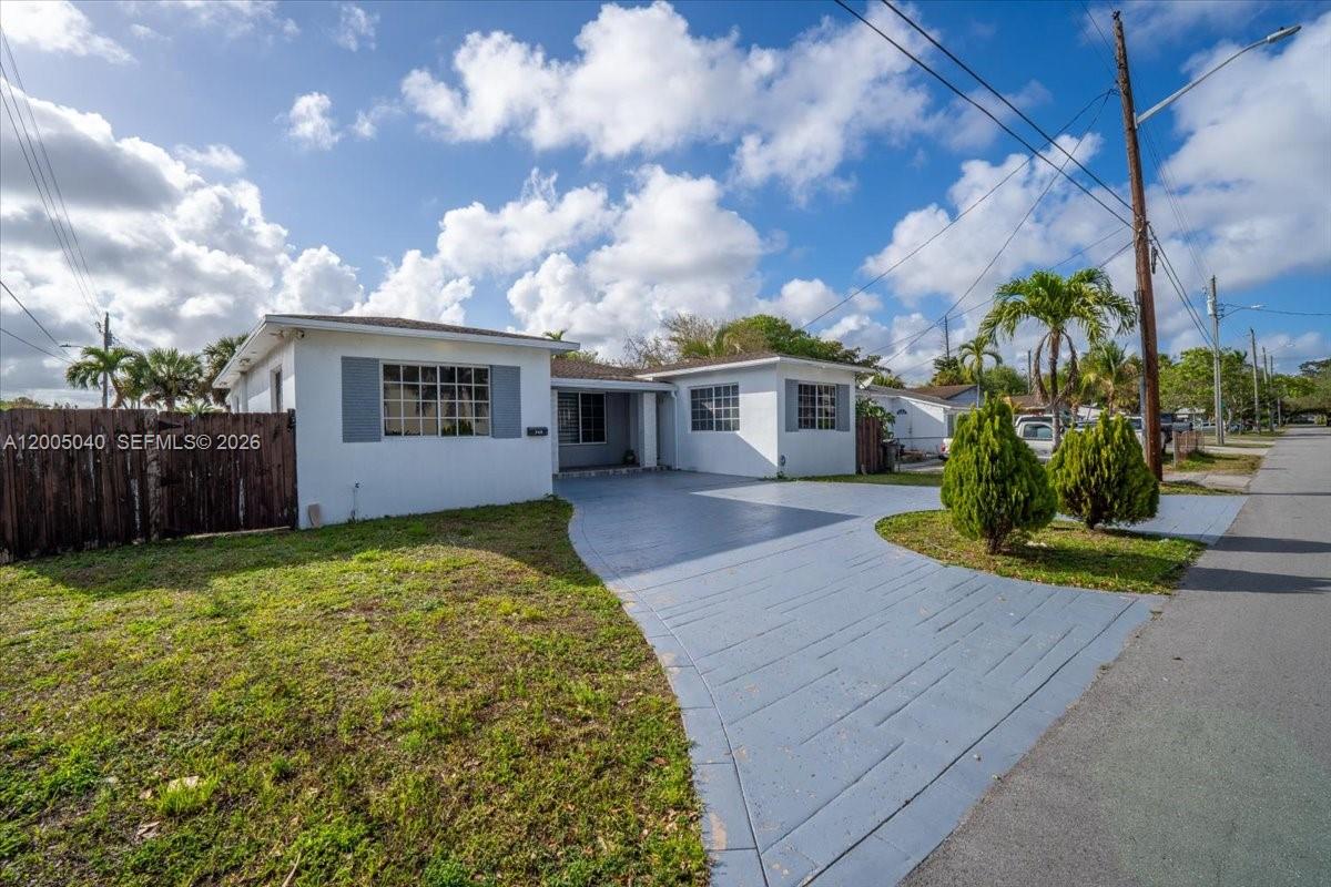 740 SW 7th Avenue, Hallandale Beach, FL 33009, Hallandale Beach