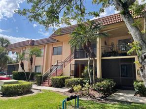 158 Lakeview Drive, Weston, FL 33326, Weston