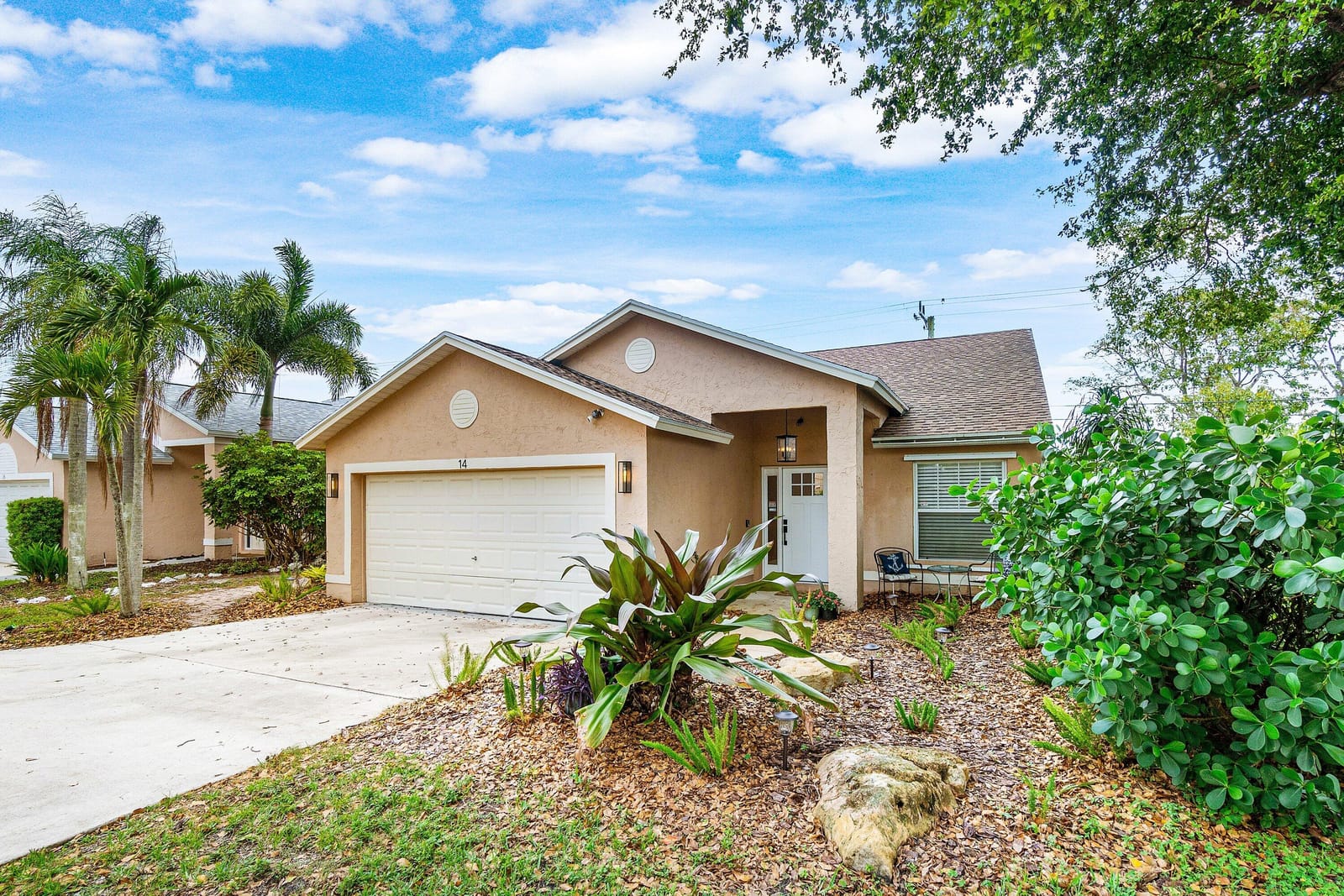 14 Ripley Way, Boynton Beach, FL 33426