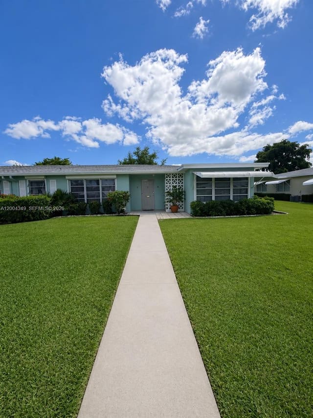 200 High Point Court E D, Delray Beach, FL 33445