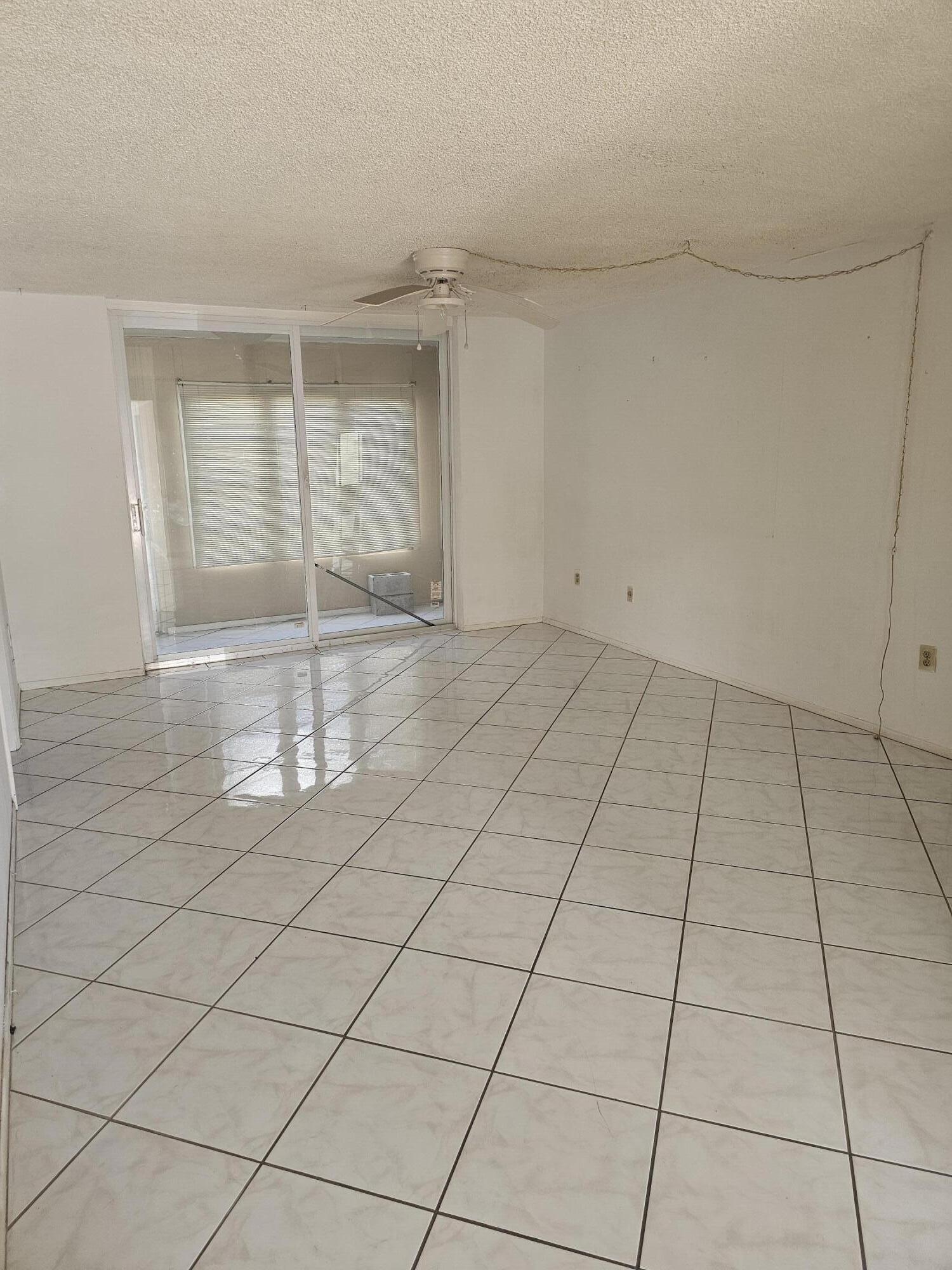 8060 Sunrise Lakes Drive E 109, Sunrise, FL 33322, Sunrise