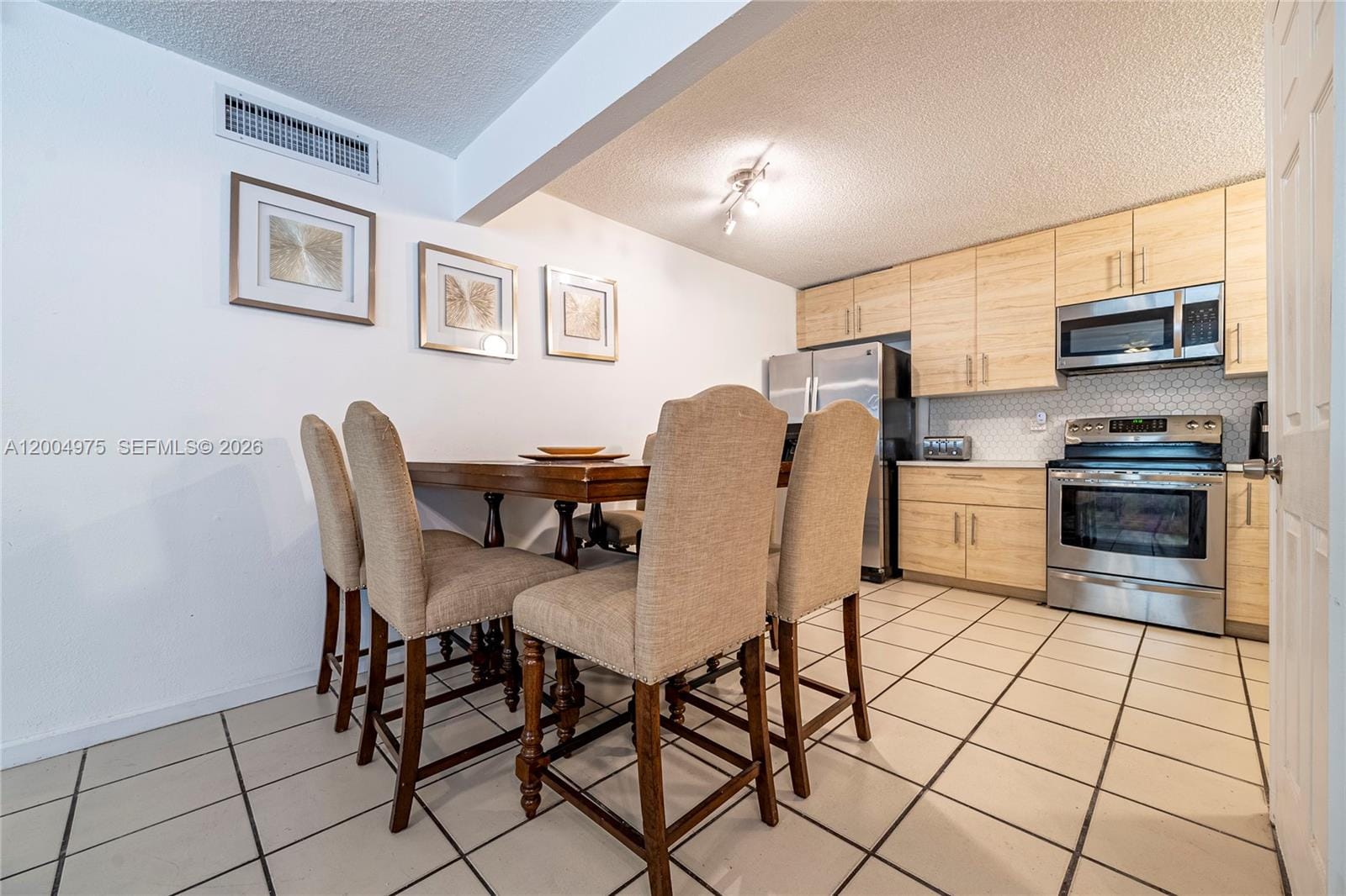 4524 SW 54th Street 501-W — photo 9