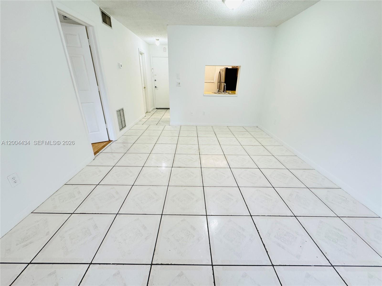 2800 NW 56th Avenue D102 — photo 3