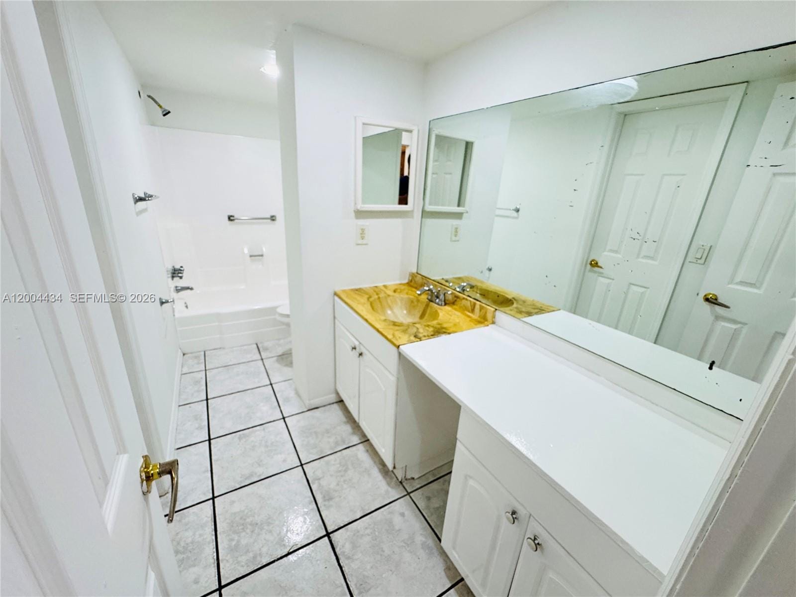2800 NW 56th Avenue D102 — photo 8