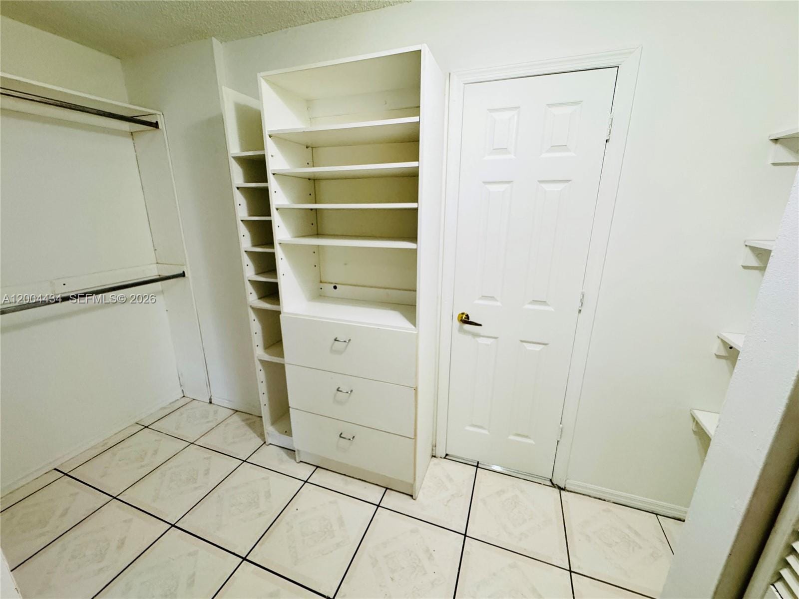 2800 NW 56th Avenue D102 — photo 10