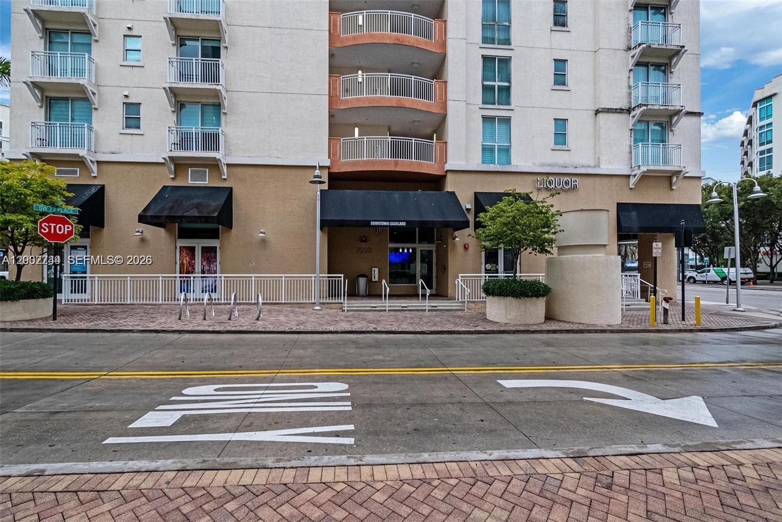 7290 SW 90th Street 403, Miami, FL 33156, Miami