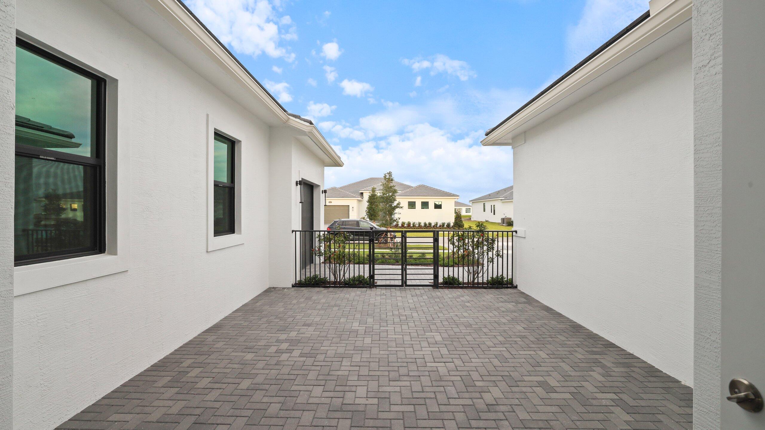 8358 SW Puccini Way — photo 6