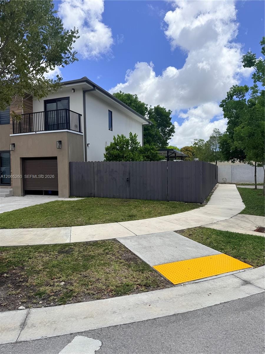 102 NW 10th Place, Florida City, FL 33034 photo 3