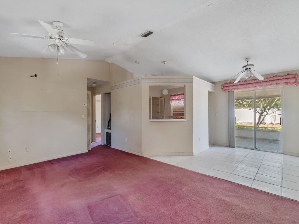 188 SW Milburn Circle — photo 3