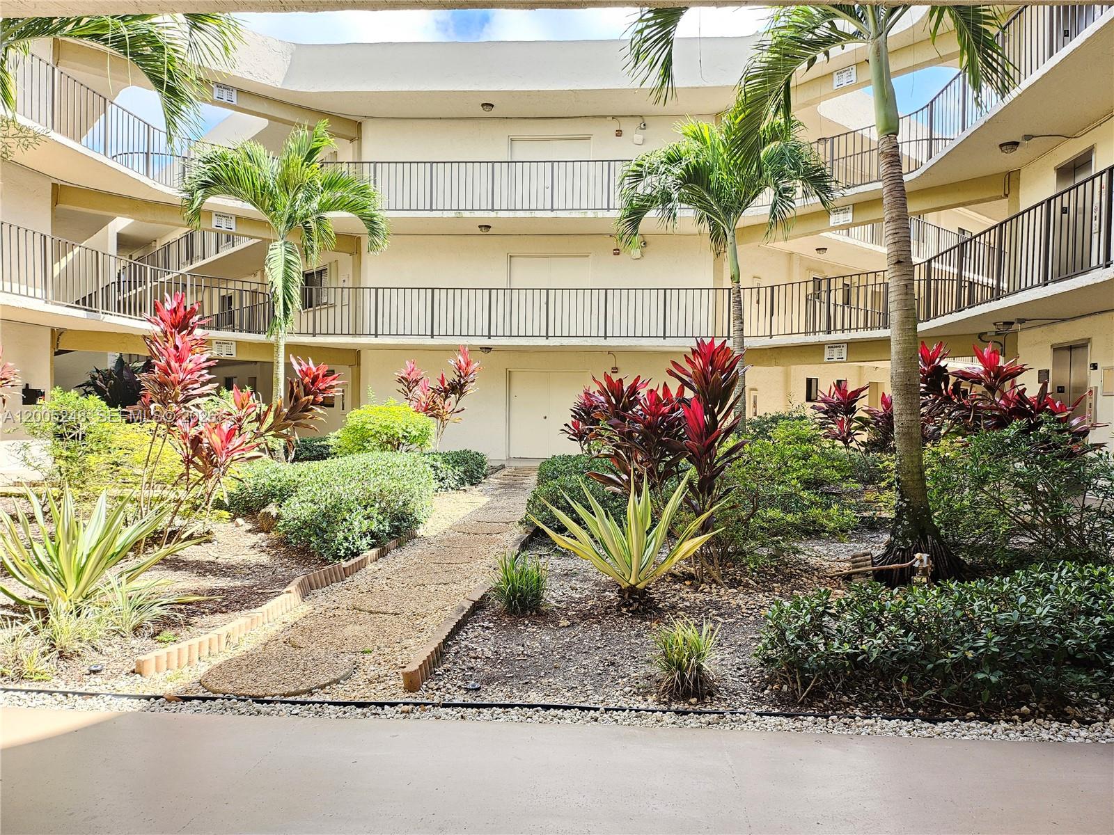8005 SW 107th Avenue 305, Miami, FL 33173, Miami