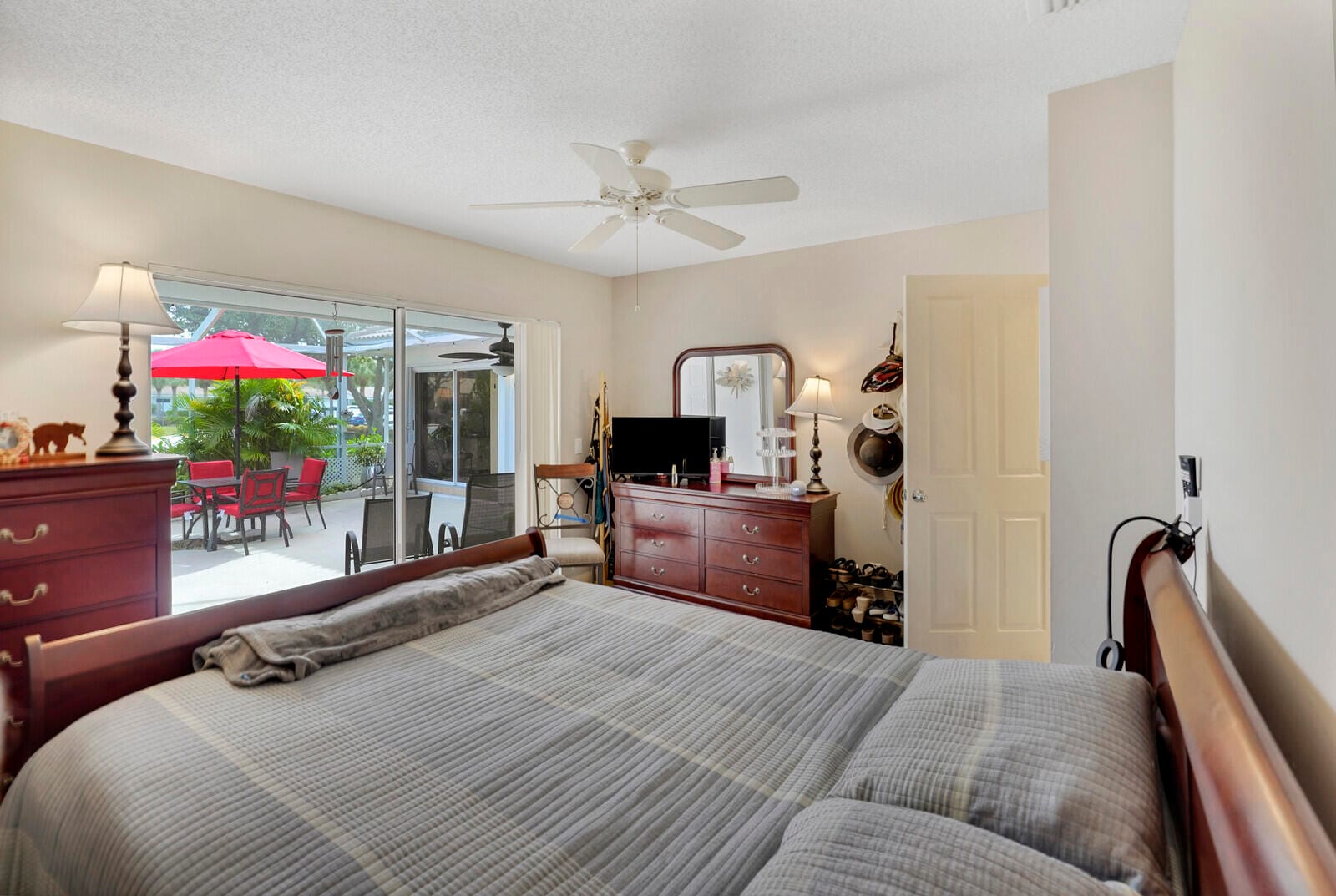 10102 Chapman Oak Court, Palm Beach Gardens, FL 33410 photo 12
