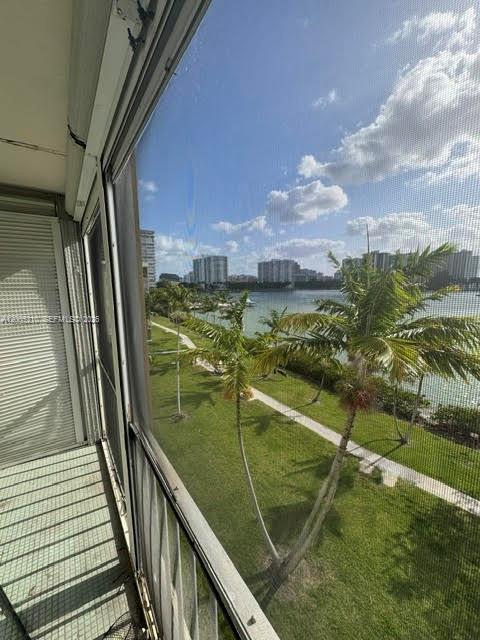 2861 Leonard Drive F514, Aventura, FL 33160, Aventura