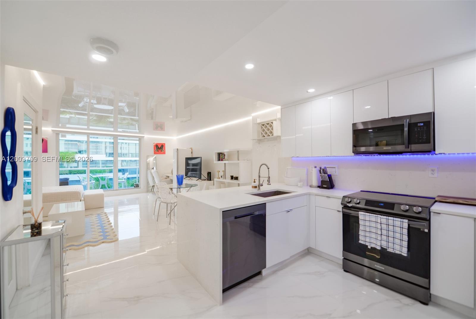2301 Collins Avenue 529, Miami Beach, FL 33139, Miami Beach