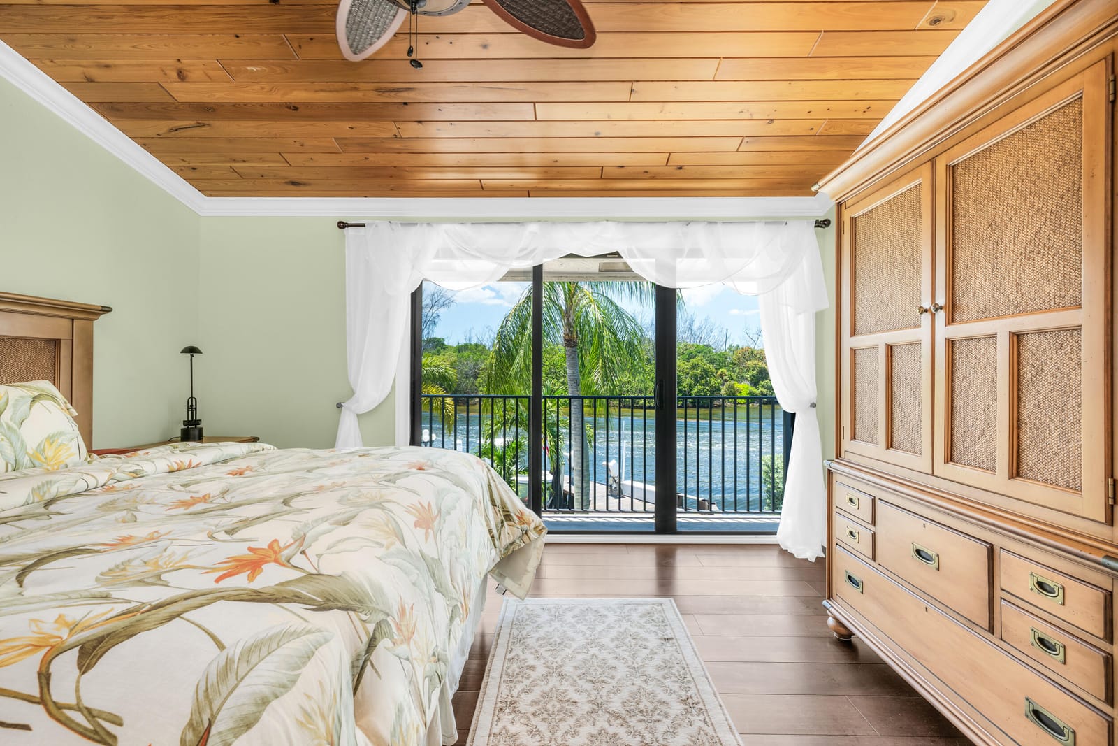 641 NE 19th Avenue, Deerfield Beach, FL 33441 photo 25