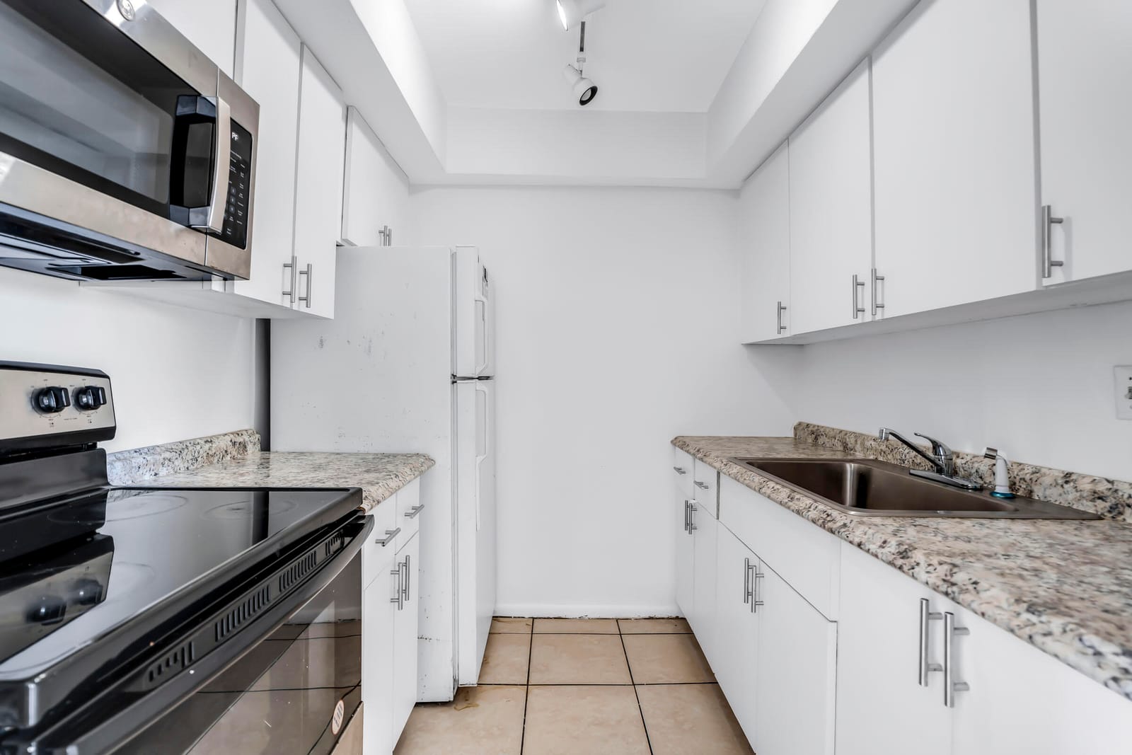 7340 SW 82nd Street C205, Miami, FL 33143 photo 6