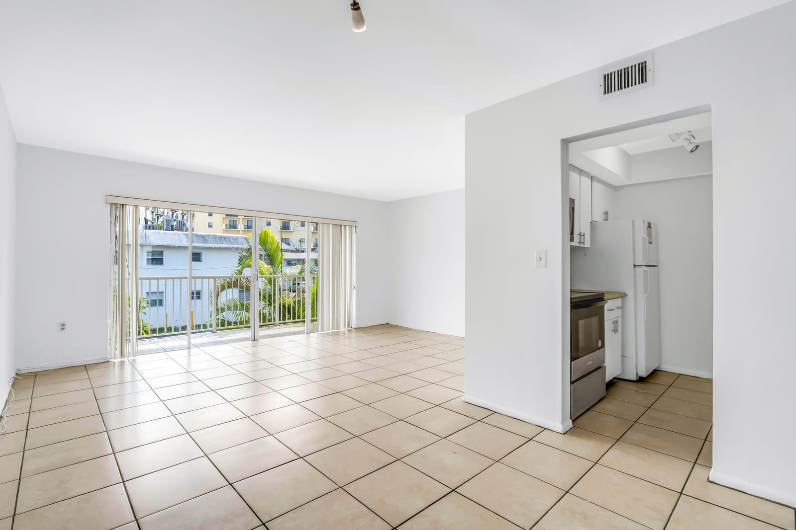 7340 SW 82nd Street C205, Miami, FL 33143 photo 8