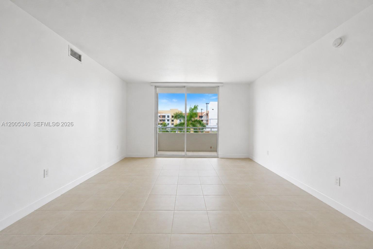 18800 NE 29th Avenue 526, Aventura, FL 33180, Aventura