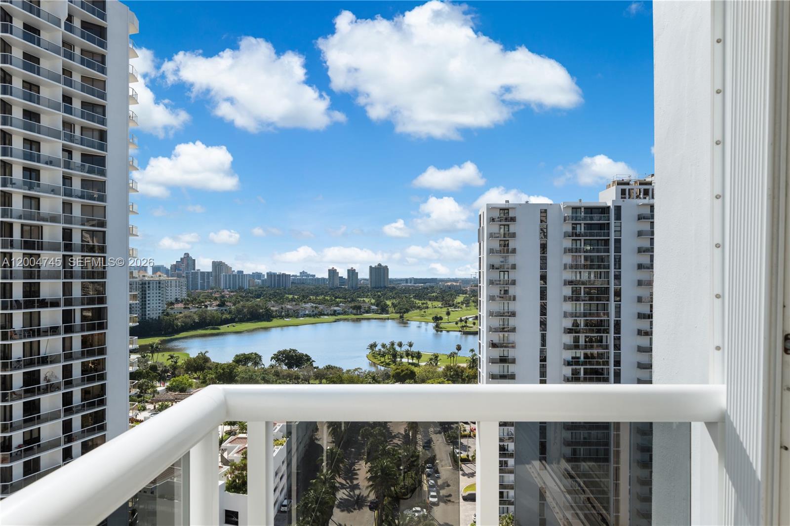20505 E Country Club Drive 1938, Aventura, FL 33180, Aventura