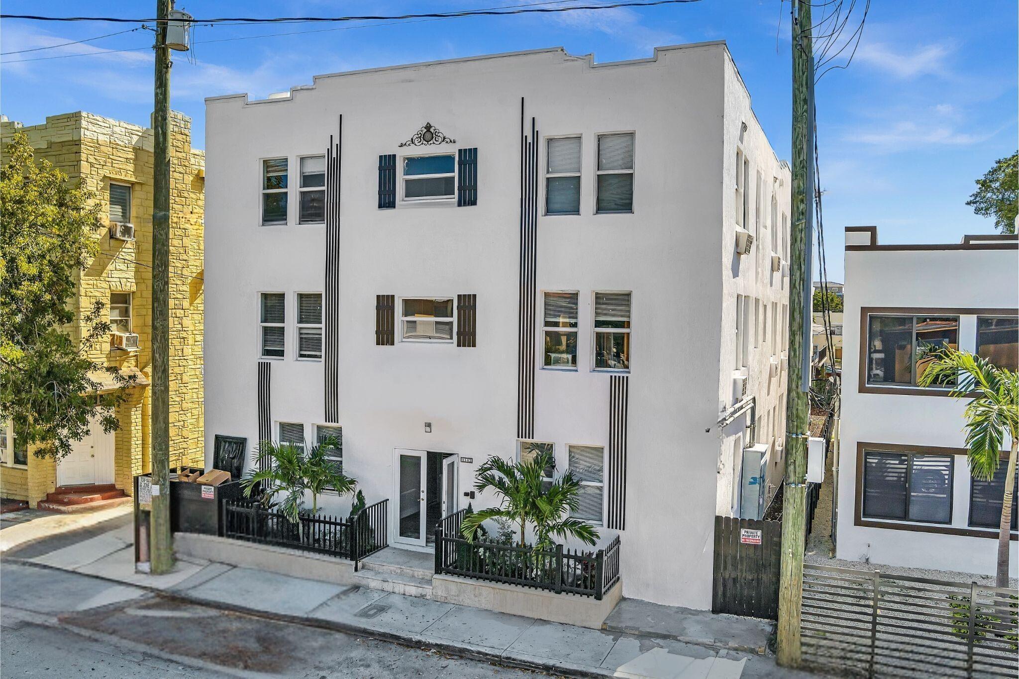 1142 SW 4th Street 9, Miami, FL 33130, Miami