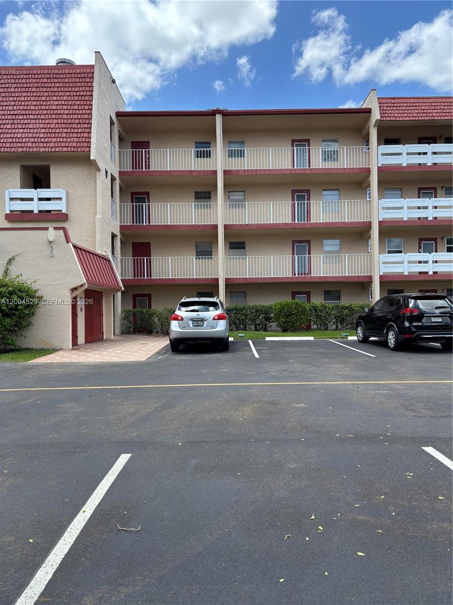 1045 Country Club Drive 307, Margate, FL 33063, Margate