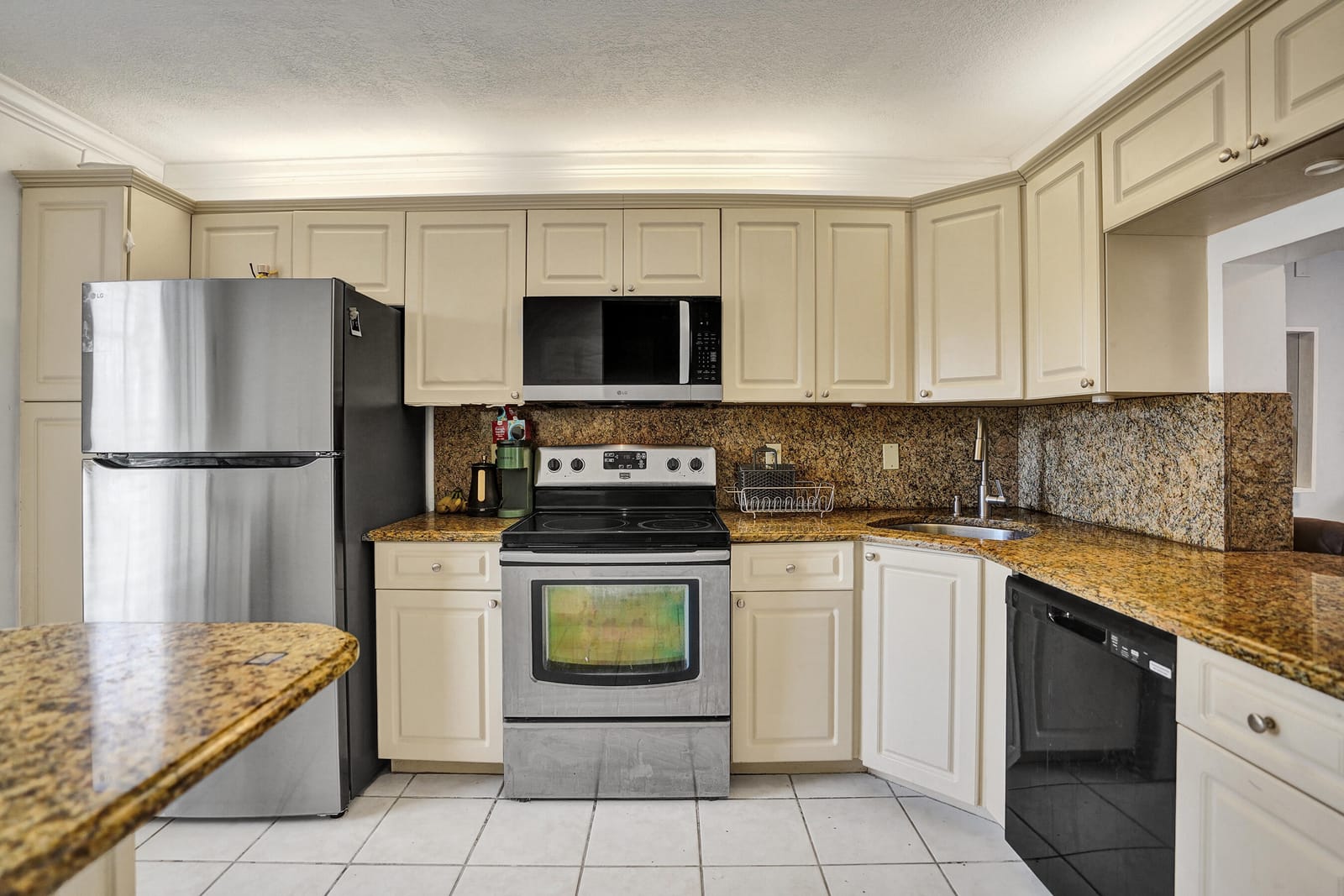 211 Foxtail Drive C, Greenacres, FL 33415 photo 8