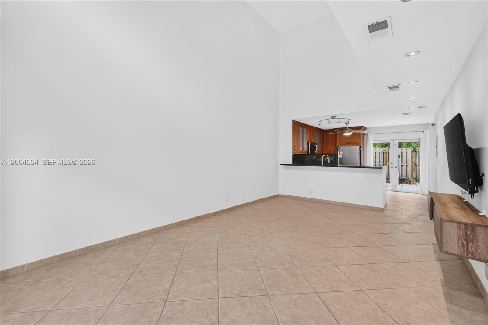 341 City View Drive, Fort Lauderdale, FL 33311 photo 13