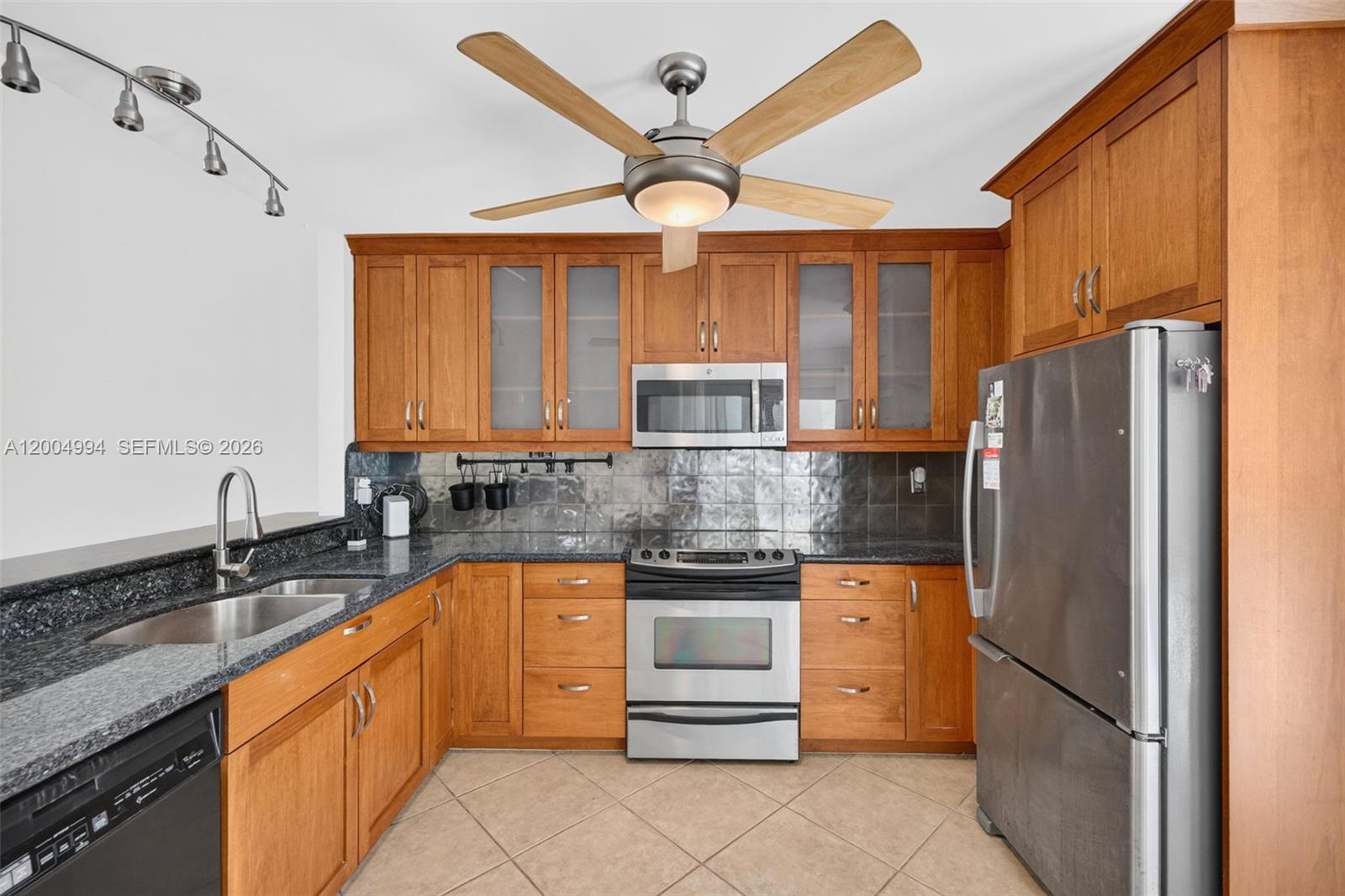 341 City View Drive, Fort Lauderdale, FL 33311 photo 15