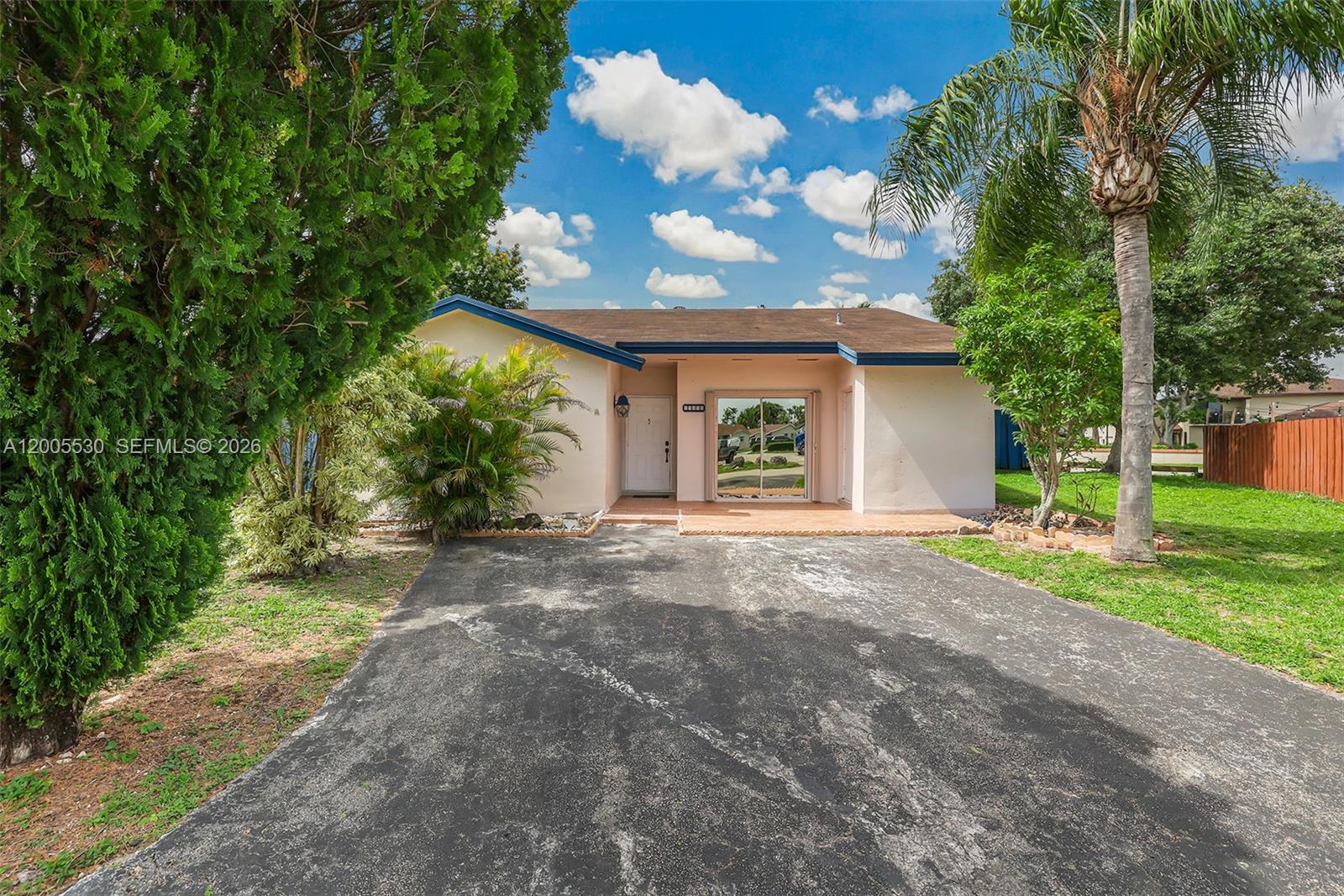 13890 SW 43rd Terrace, Miami, FL 33175, Miami
