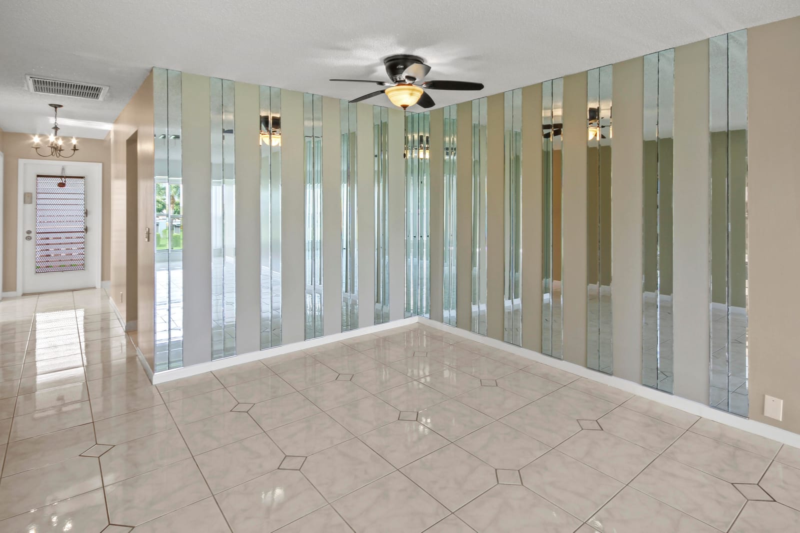 1421 NW 20th Avenue 204, Delray Beach, FL 33445 photo 13