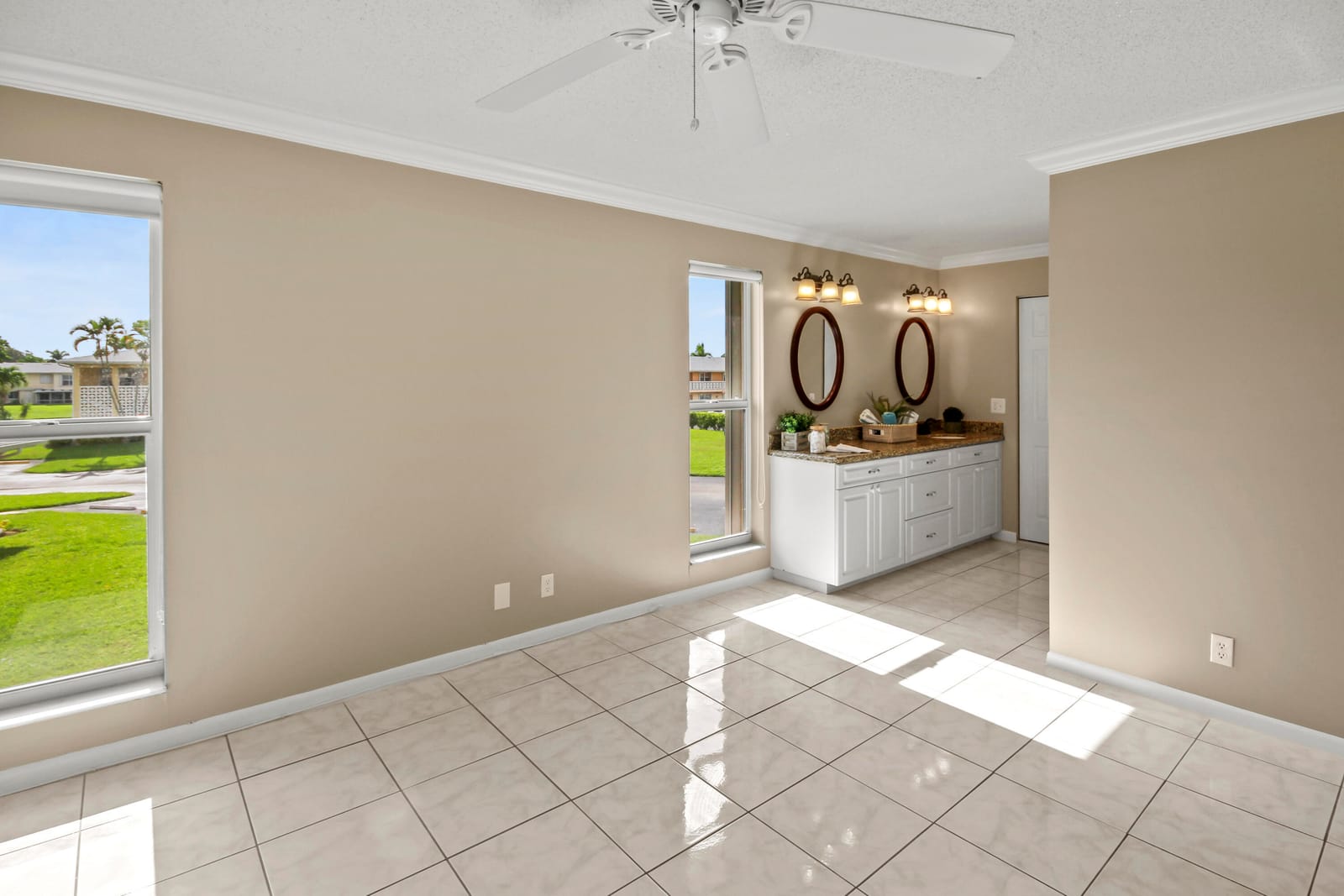 1421 NW 20th Avenue 204, Delray Beach, FL 33445 photo 17