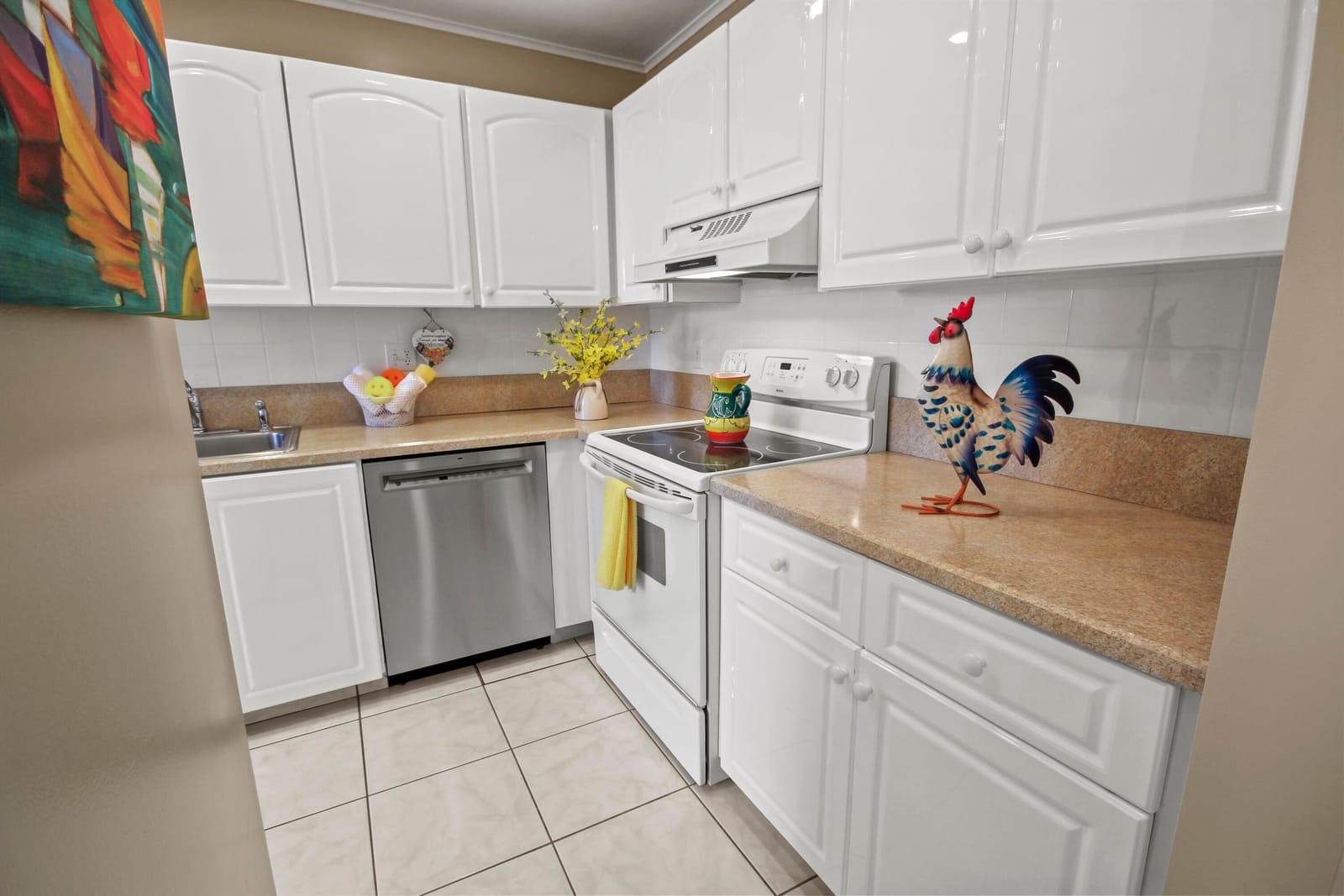 1421 NW 20th Avenue 204 — photo 4