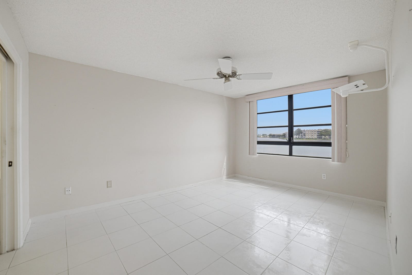 10442 E Clairmont Circle 204 — photo 11