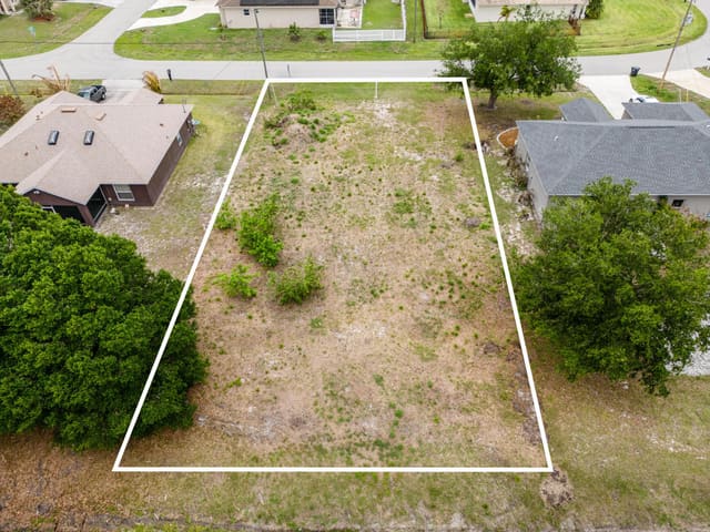1110 SW Hunnicut Avenue, Port St. Lucie, FL 34953