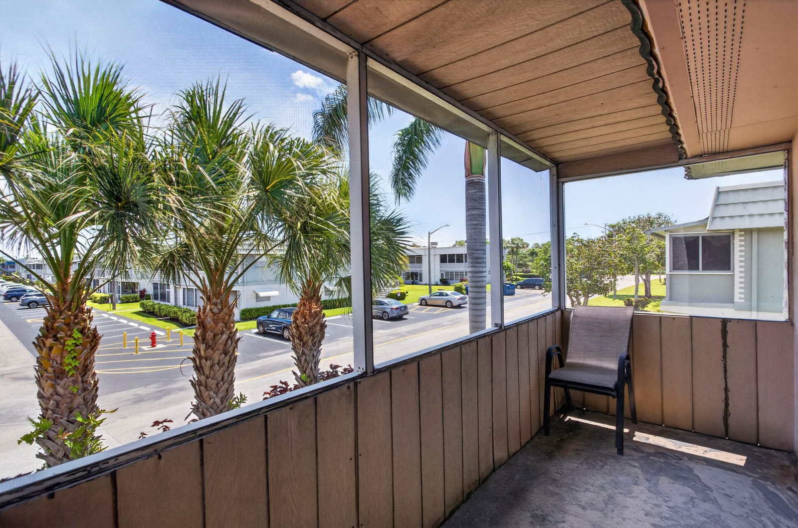 82 Flanders B, Delray Beach, FL 33484 photo 18