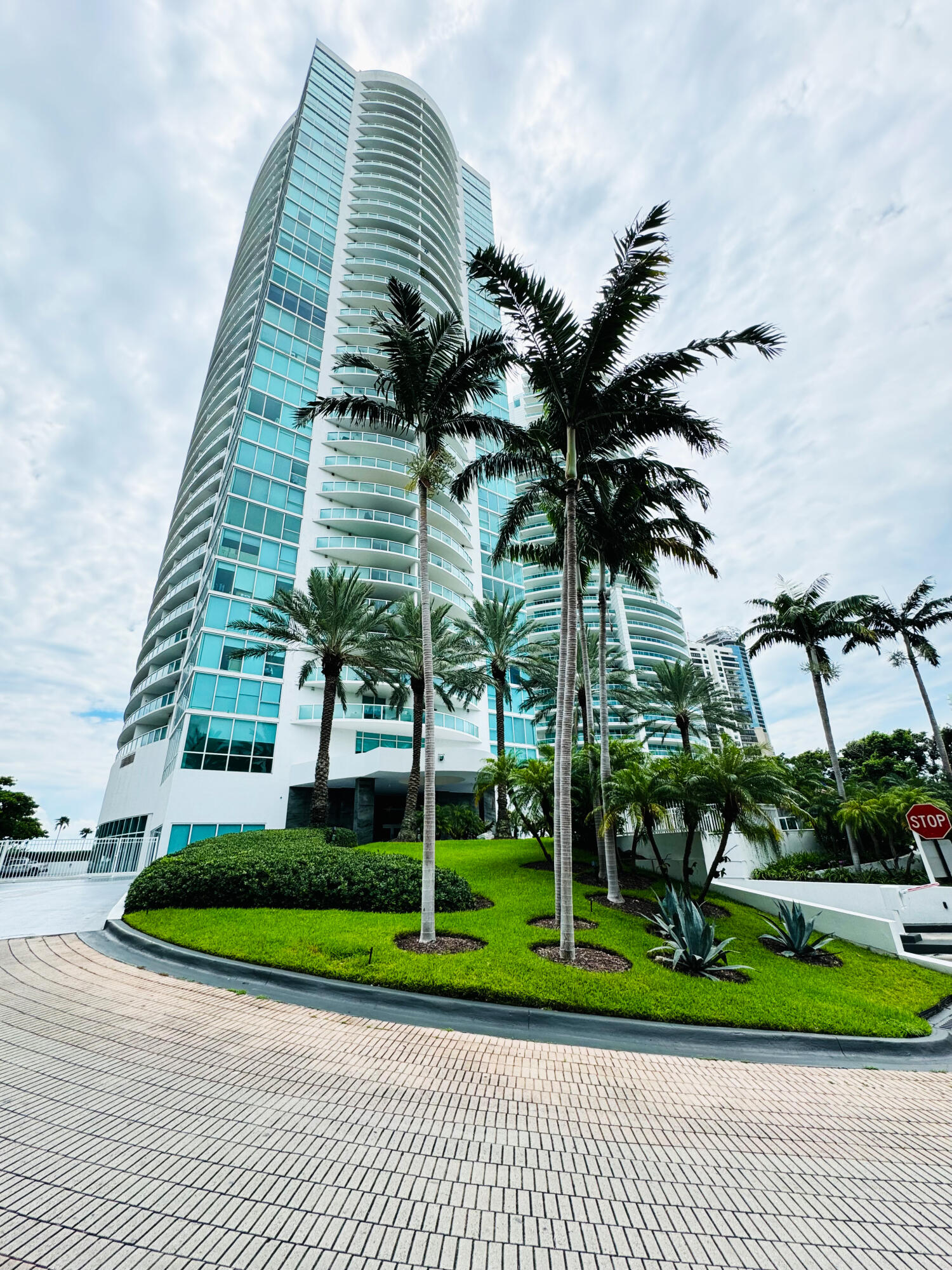 2101 Brickell Avenue 801, Miami, FL 33129, Miami