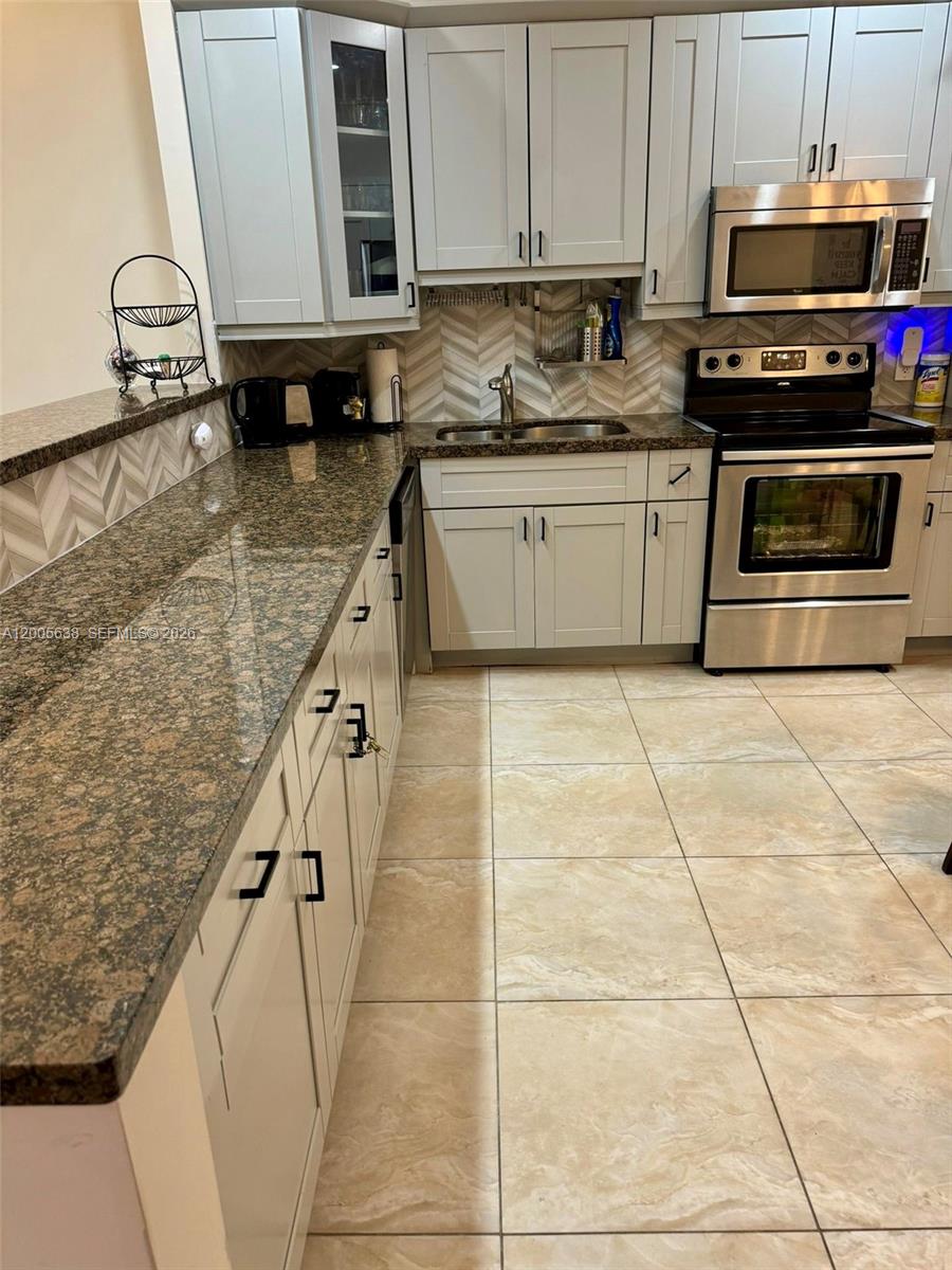 3725 S Ocean Drive L12, Hollywood, FL 33019, Hollywood