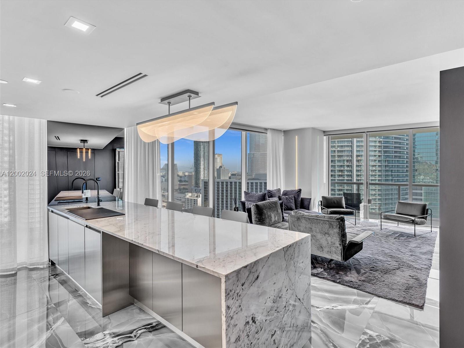 475 Brickell Avenue 2715, Miami, FL 33131, Miami