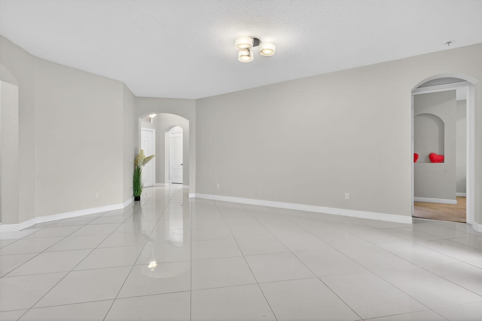 8850 Miralago Way — photo 10