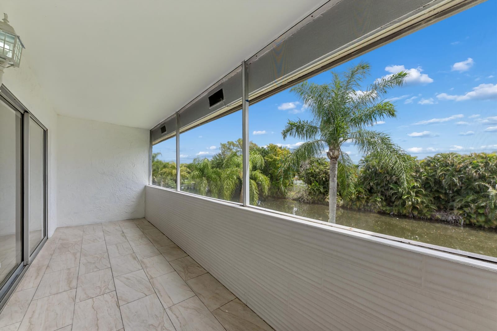 126 Sparrow Drive 10b, Royal Palm Beach, FL 33411 photo 11