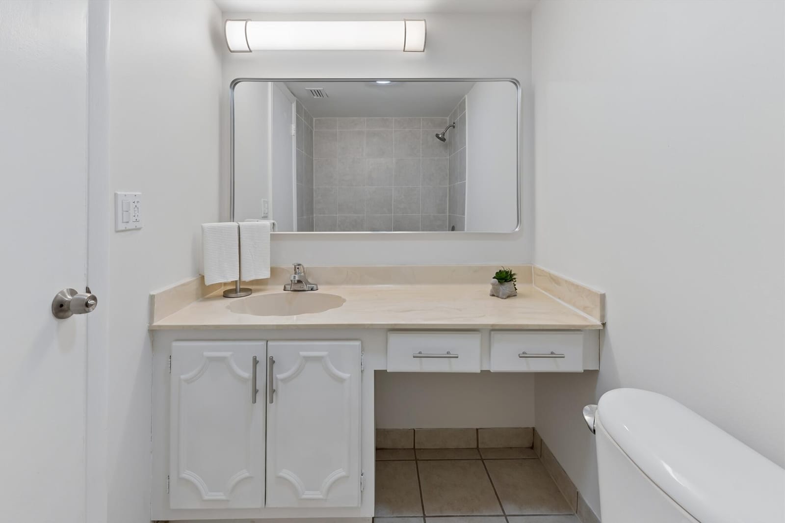 126 Sparrow Drive 10b, Royal Palm Beach, FL 33411 photo 17