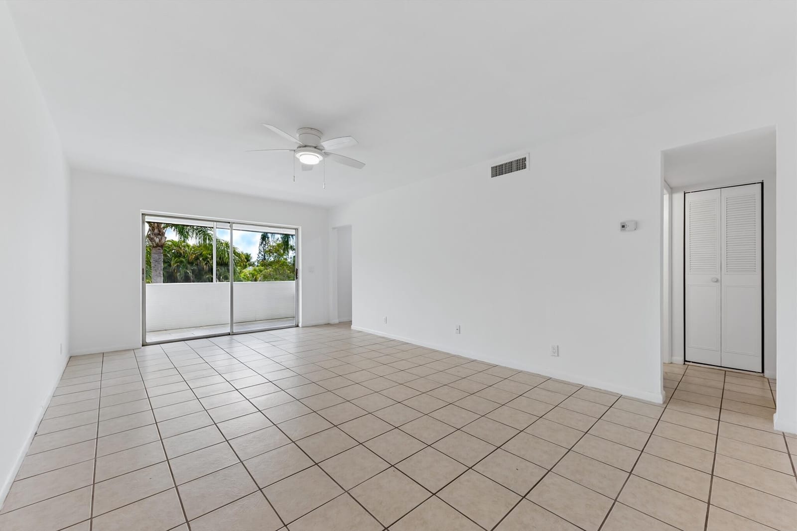 126 Sparrow Drive 10b, Royal Palm Beach, FL 33411 photo 6