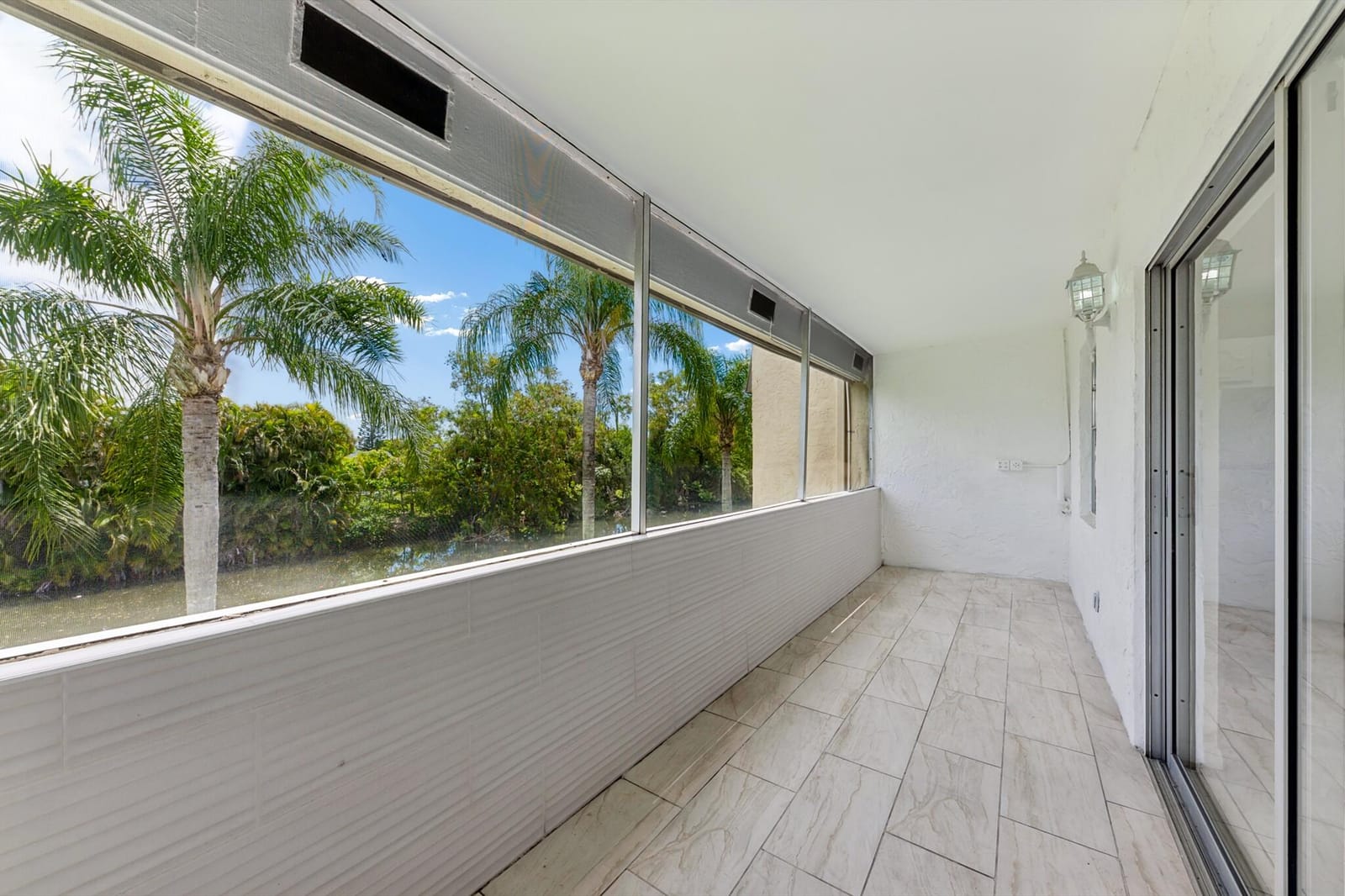 126 Sparrow Drive 10b, Royal Palm Beach, FL 33411 photo 10