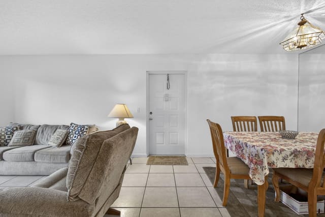 812 Sky Pine Way G1, Pine Ridge North Village, Greenacres, FL