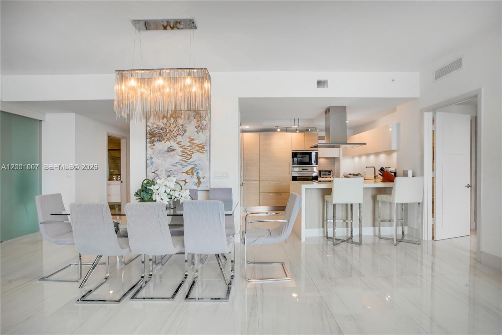 17111 Biscayne Boulevard 2008 — photo 6