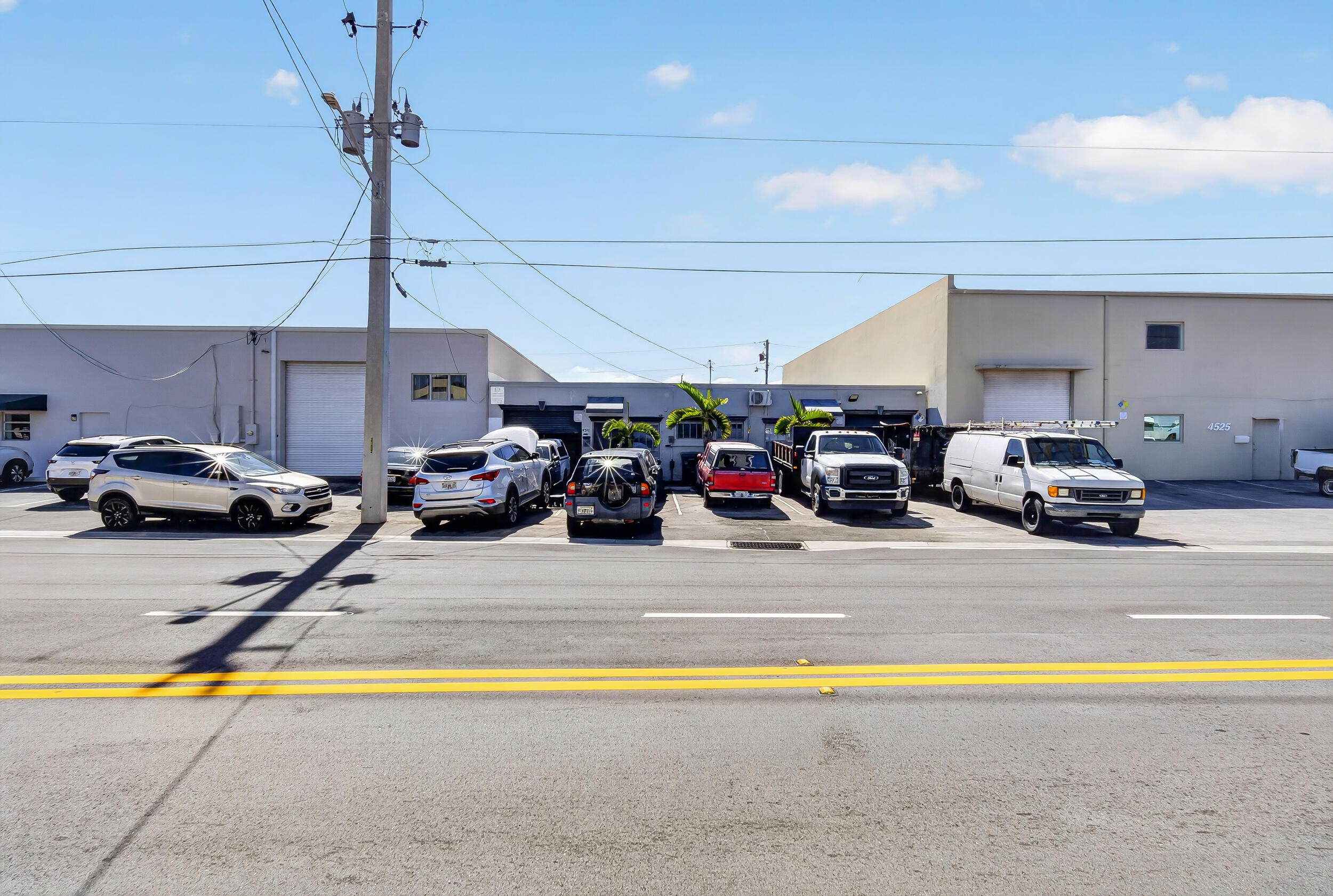 4511 NE 6th Avenue, Oakland Park, FL, Oakland Park