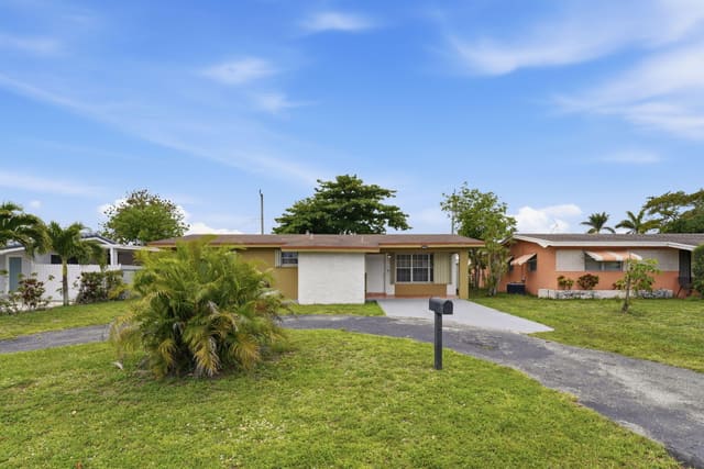 2712 Alcazar Drive, sold in Miramar Sec 6, Miramar, FL