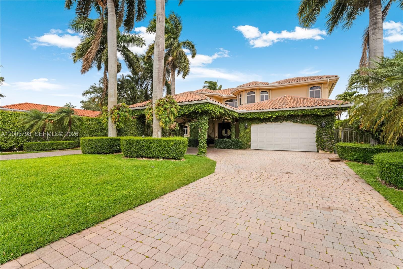 11071 SW 28th Street, Miami, FL 33165